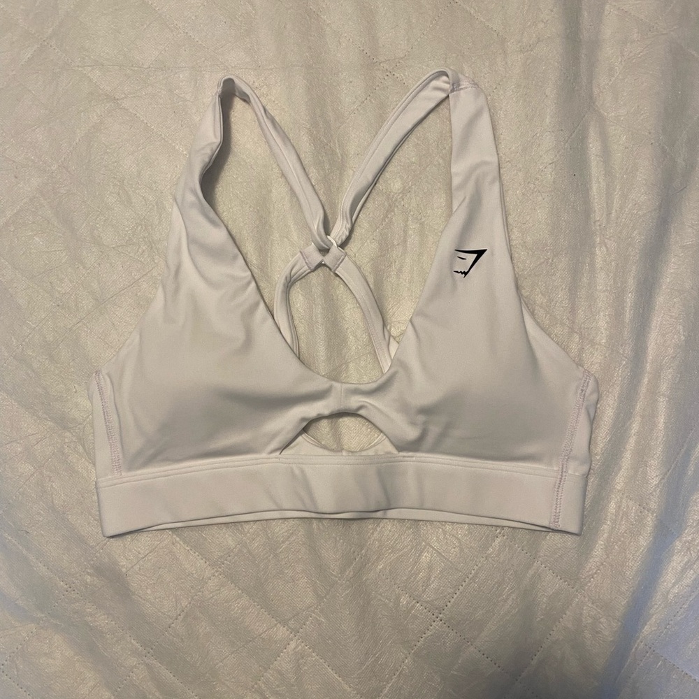 New w/out tags - Gymshark White Peek-a-boo Sports Bra